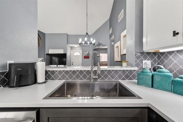 18530 Trail Bend Lane, Houston, TX 77084