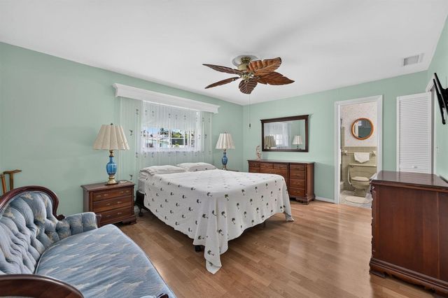 535 NE 8th Avenue, Deerfield Beach, FL 33441