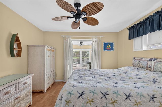 535 NE 8th Avenue, Deerfield Beach, FL 33441