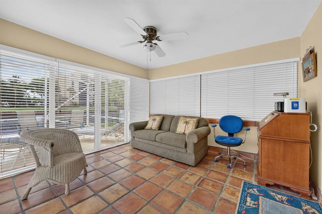 535 NE 8th Avenue, Deerfield Beach, FL 33441