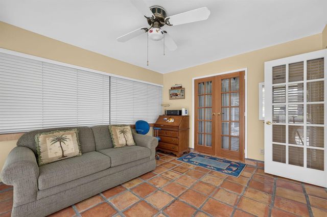 535 NE 8th Avenue, Deerfield Beach, FL 33441