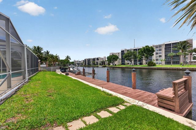 535 NE 8th Avenue, Deerfield Beach, FL 33441