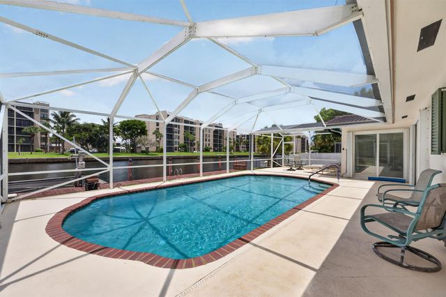 535 NE 8th Avenue, Deerfield Beach, FL 33441