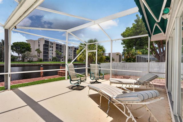 535 NE 8th Avenue, Deerfield Beach, FL 33441