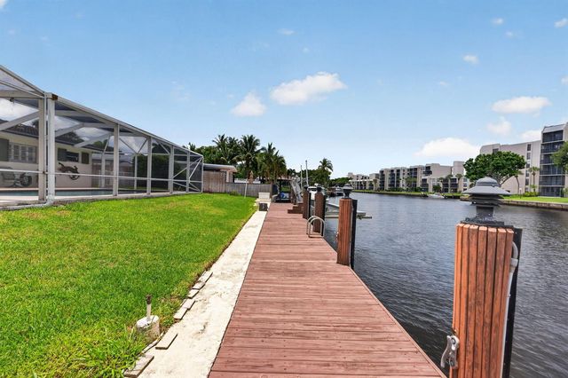 535 NE 8th Avenue, Deerfield Beach, FL 33441