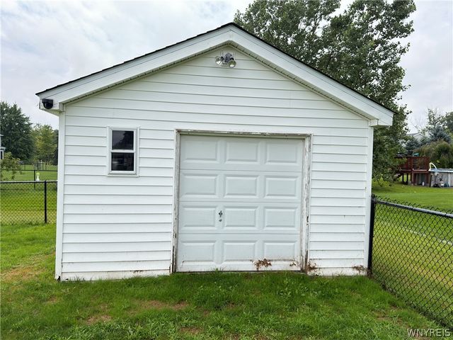 5220 Kennedy Crescent, Cambria, NY 14132