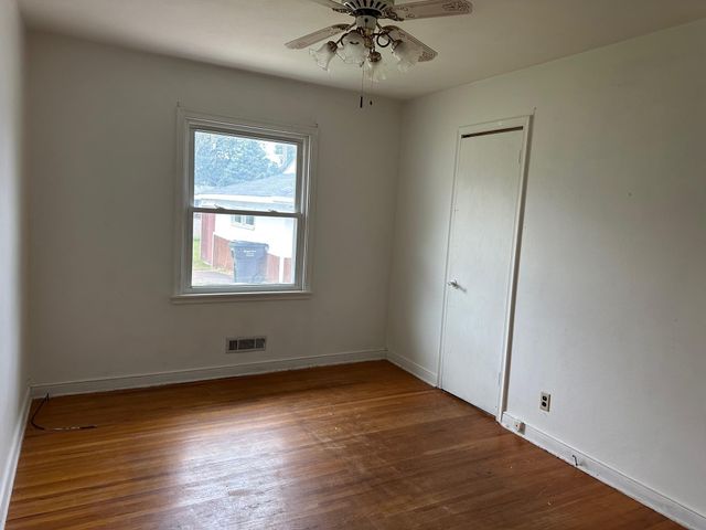 2739 Chippewa Avenue, North Saint Paul, MN 55109