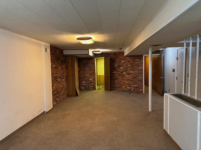 2739 Chippewa Avenue, North Saint Paul, MN 55109