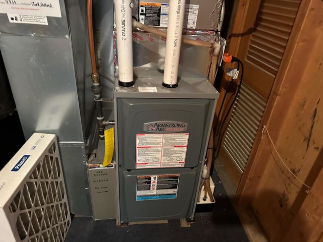 2739 Chippewa Avenue, North Saint Paul, MN 55109