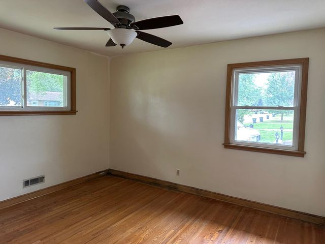 2739 Chippewa Avenue, North Saint Paul, MN 55109