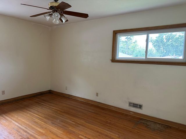 2739 Chippewa Avenue, North Saint Paul, MN 55109