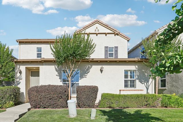 9039 Crescenda Ln, Orangevale, CA 95662