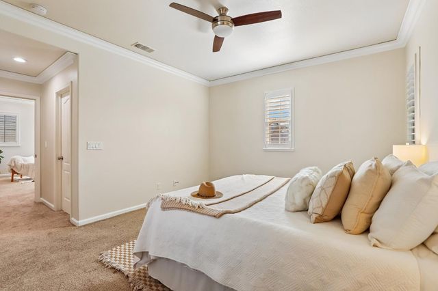 9039 Crescenda Ln, Orangevale, CA 95662
