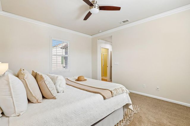 9039 Crescenda Ln, Orangevale, CA 95662