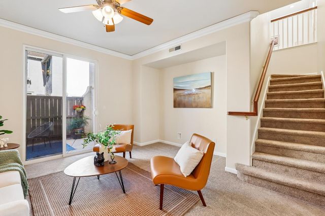9039 Crescenda Ln, Orangevale, CA 95662