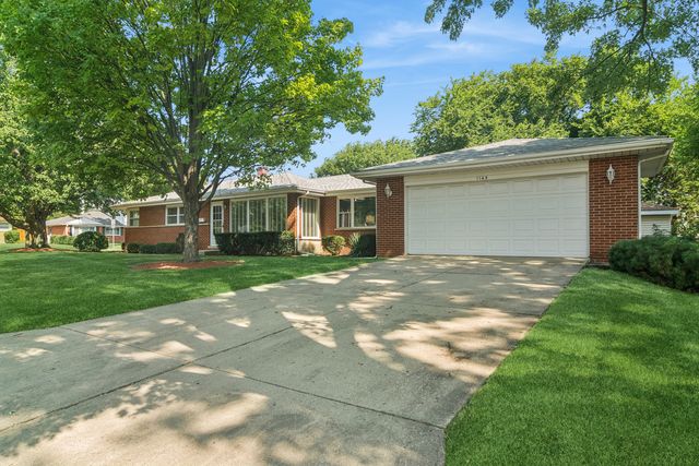 1145 S Haddow Avenue, Arlington Heights, IL 60005