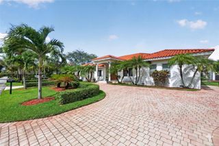 18461 SW 83rd Ave, Cutler Bay, FL 33157