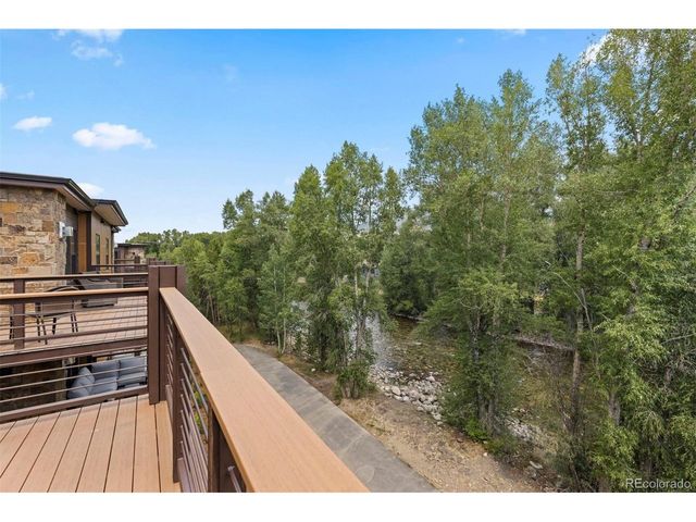 1044 Blue River Pkwy C-C-306, Silverthorne, CO 80498