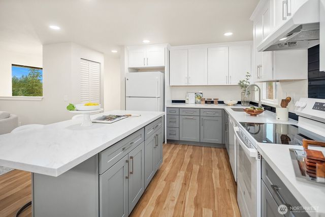 13203 SE 164th Street, Renton, WA 98058