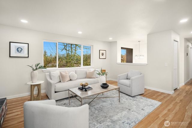 13203 SE 164th Street, Renton, WA 98058