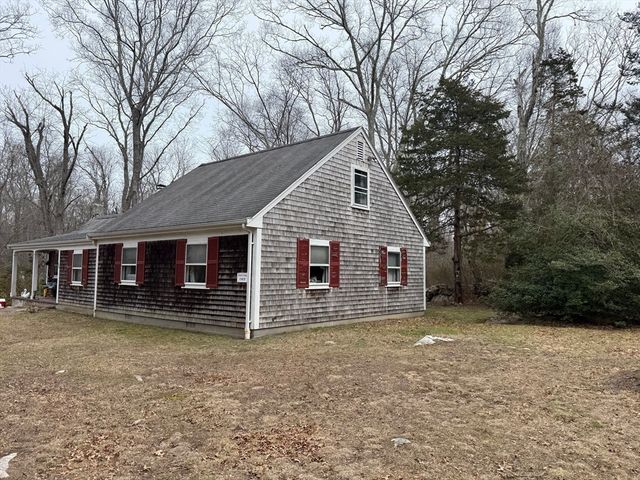 250 Main Rd, Westport, MA 02790