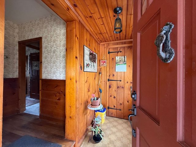 250 Main Rd, Westport, MA 02790