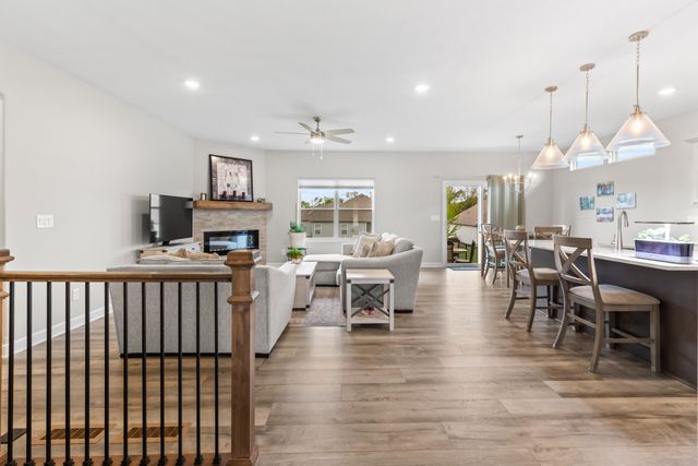 1796 BLACKTHORN Street, Council Bluffs, IA 51503