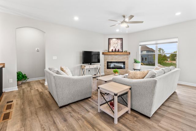 1796 BLACKTHORN Street, Council Bluffs, IA 51503