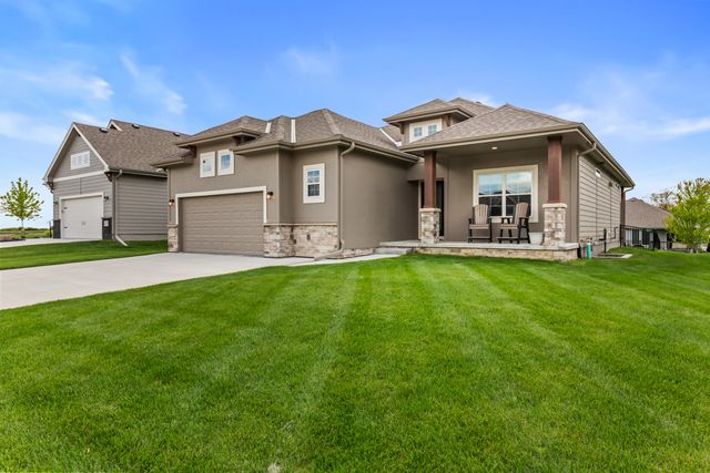 1796 BLACKTHORN Street, Council Bluffs, IA 51503