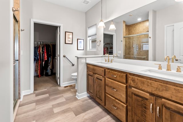 1796 BLACKTHORN Street, Council Bluffs, IA 51503