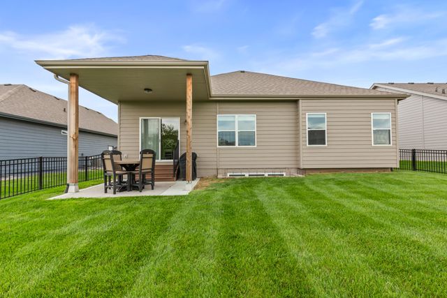 1796 BLACKTHORN Street, Council Bluffs, IA 51503