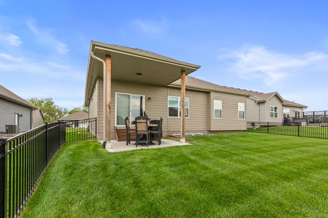 1796 BLACKTHORN Street, Council Bluffs, IA 51503