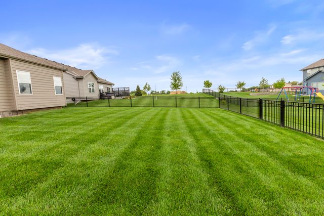 1796 BLACKTHORN Street, Council Bluffs, IA 51503