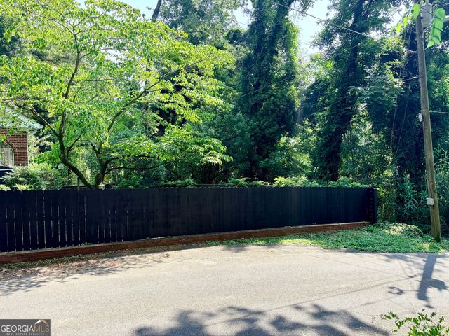 2 Lindberg Drive NE, Rome, GA 30161