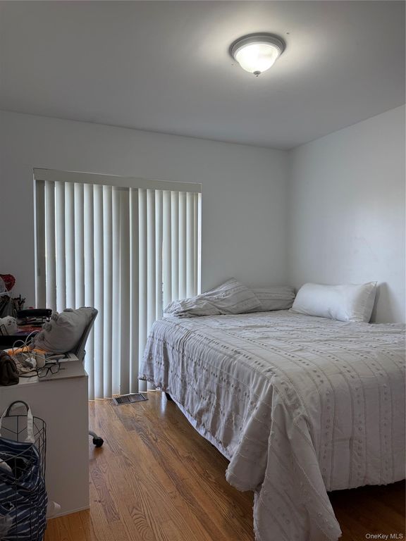 114-01 Taipei Court, College Point, NY 11356 — photo 5
