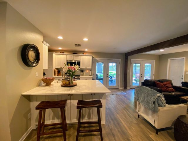 4111 Hill Oak Drive, Houston, TX 77092