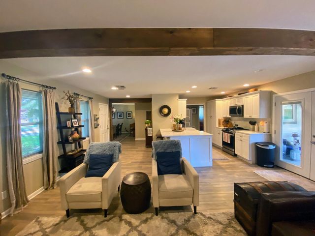 4111 Hill Oak Drive, Houston, TX 77092