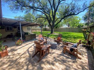 4111 Hill Oak Drive, Houston, TX 77092