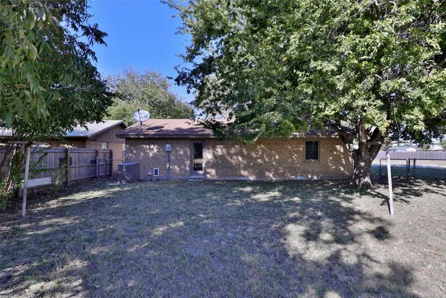 229 Field Street, Clyde, TX 79510