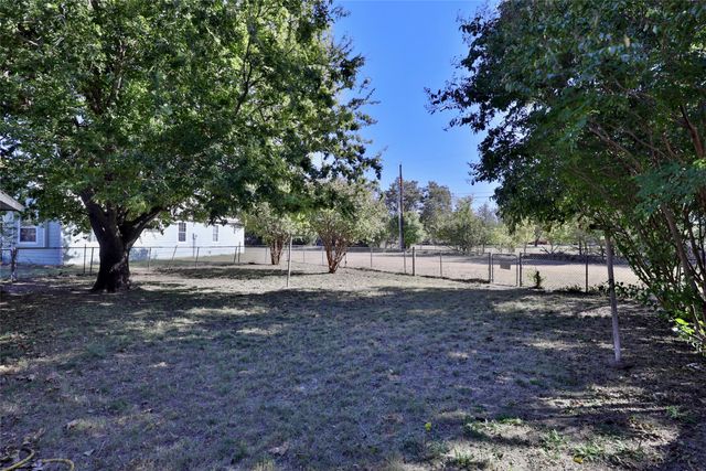 229 Field Street, Clyde, TX 79510