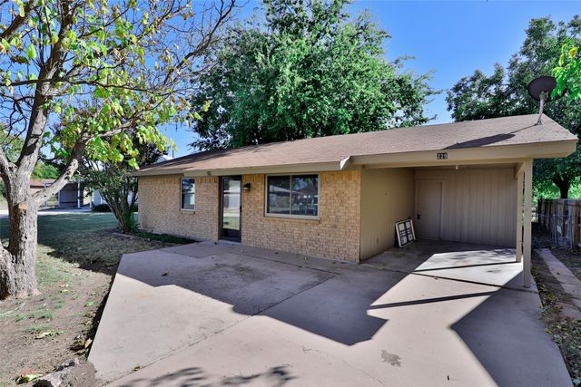 229 Field Street, Clyde, TX 79510