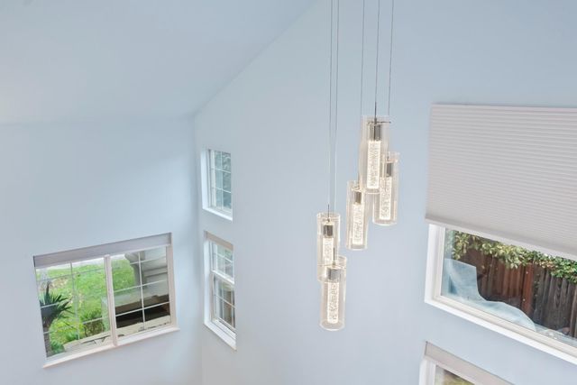 708 Raineer Court, San Leandro, CA 94577