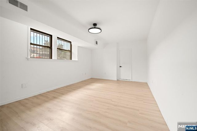 433 Lincoln Avenue C001G, Orange, NJ 07050