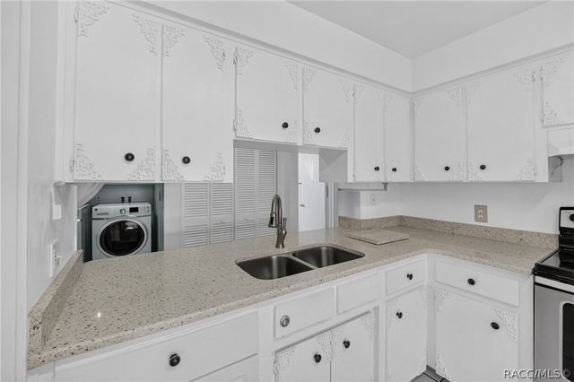 5579 W Pine Circle, Crystal River, FL 34429