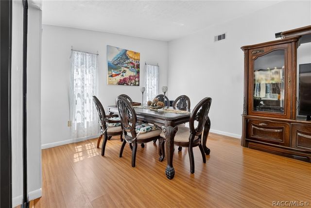 5579 W Pine Circle, Crystal River, FL 34429