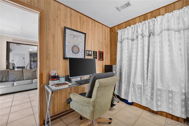 5579 W Pine Circle, Crystal River, FL 34429