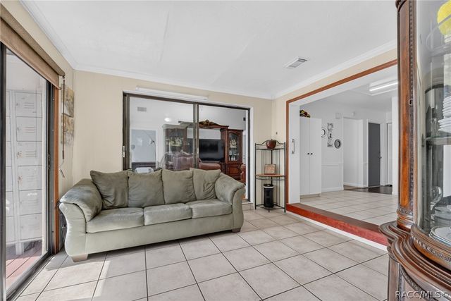 5579 W Pine Circle, Crystal River, FL 34429