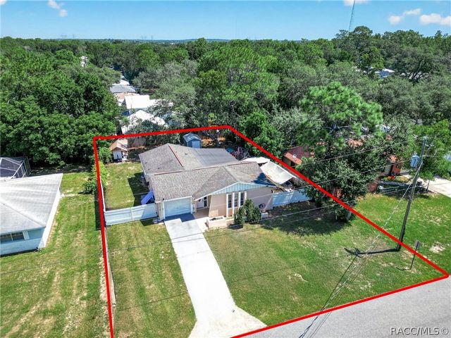 5579 W Pine Circle, Crystal River, FL 34429