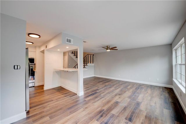 6980 Roswell Road B3, Atlanta, GA 30328