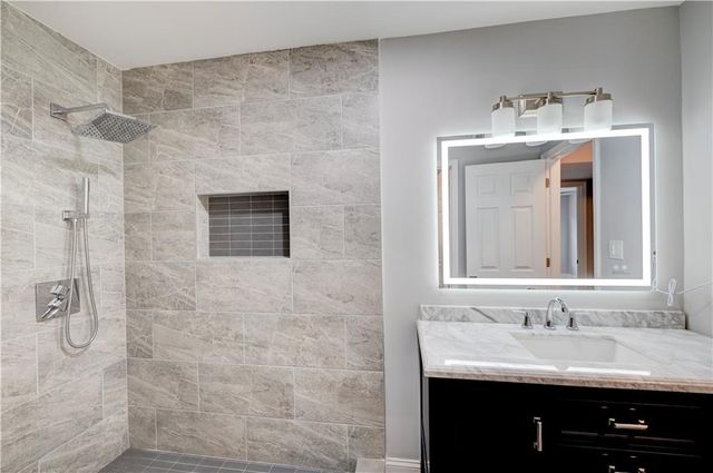 6980 Roswell Road B3, Atlanta, GA 30328